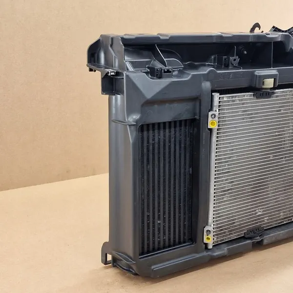 Voorste Radiateur Peugeot 208 207 2008 C3 DS3 Crossland OE image 3