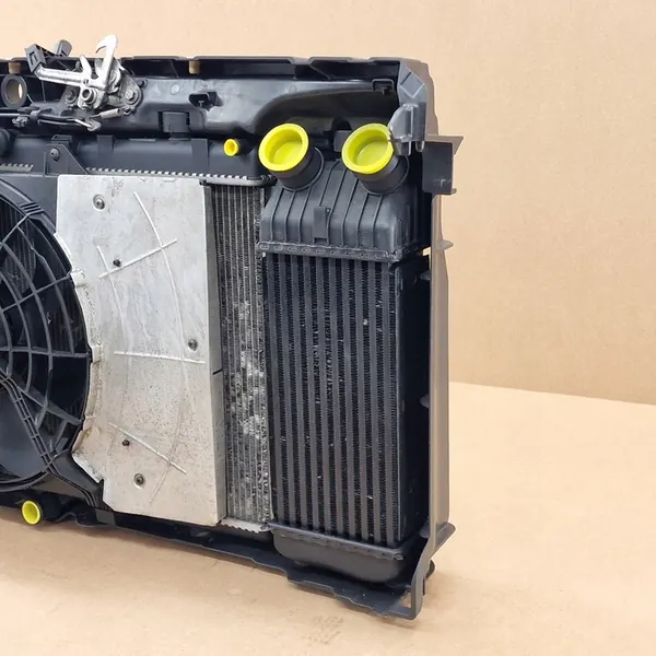 Voorste Radiateur Peugeot 208 207 2008 C3 DS3 Crossland OE image 7