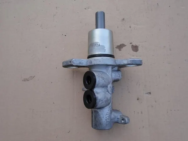 AUDI A4 A6 A8 D2 Rempomp 4D0611021B image 3