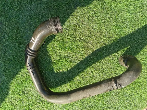 Manguera de intercooler Renault 8200560052 image 3