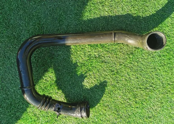 Manguera de intercooler Renault 8200560052 image 4