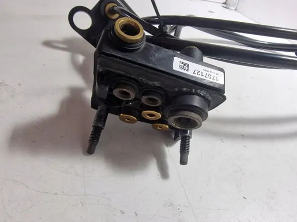 Scania R Hoofdremverbindingspijp OEM 1437274 image 3