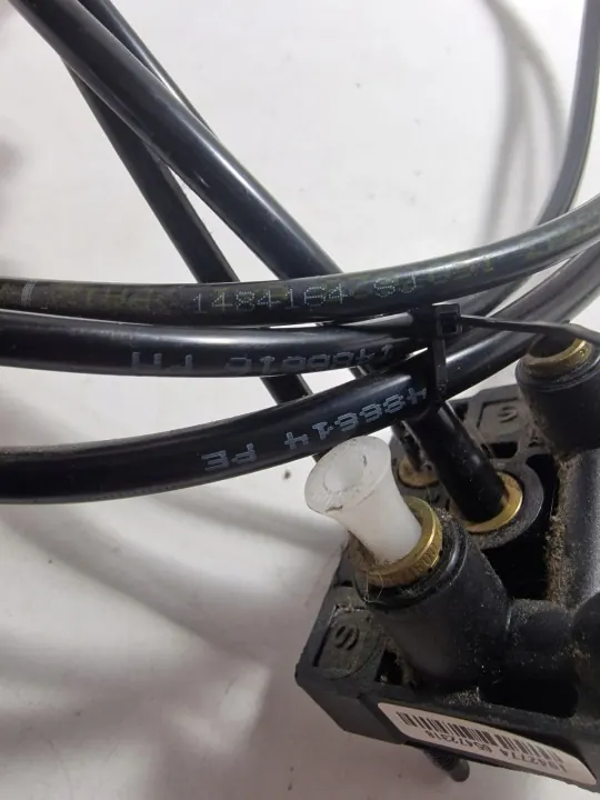 Scania R Hoofdremverbindingspijp OEM 1437274 image 5