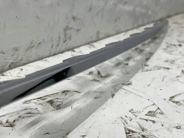 VW TIGUAN Moldura de Para-choque Traseiro Cromada 5NA853835B image 4