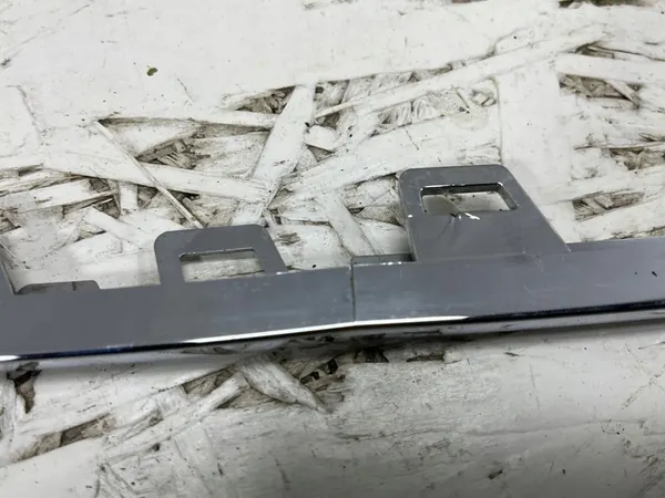 VW TIGUAN Moldura de Para-choque Traseiro Cromada 5NA853835B image 5