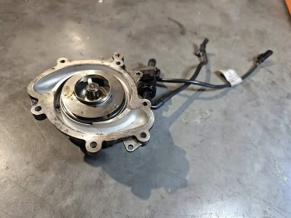 Vattenpump A6422002001 Mercedes-Benz 3.0 CDI OM642 image 6