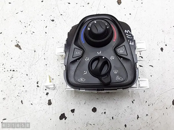 Module de Contrôle de Climatisation Citroen C1 2019 DEFECT 55900YV030 image 1