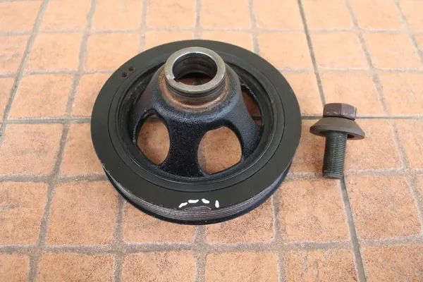 Polia do virabrequim Mercedes W203 1.8K A2710300003 image 2