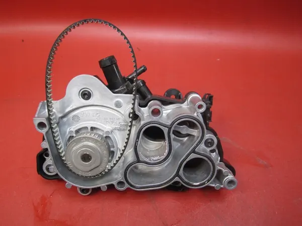 Vattenpump VW Seat Skoda Audi 1.4 eTSI DGE '22 04E121042AD image 3