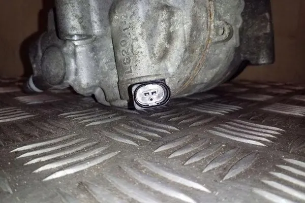 Compressore AC AUDI Q5 2.0L 2010 8KD260805 image 5