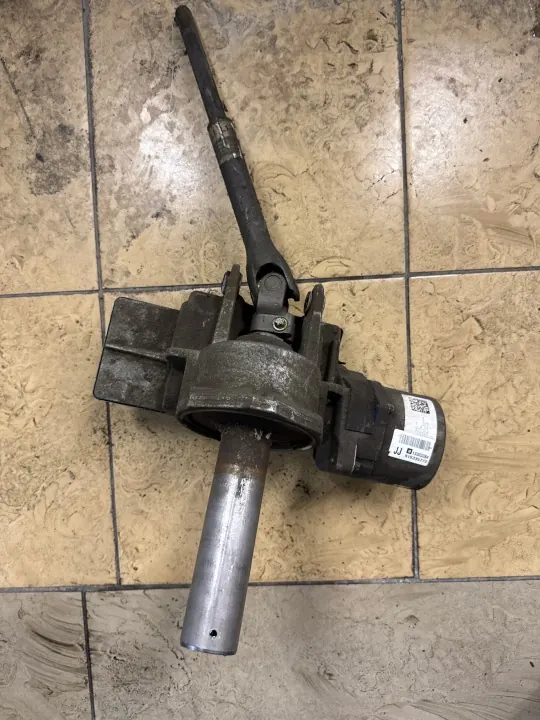 Opel Corsa D elektrisk styrservo OEM 13303384 image 2