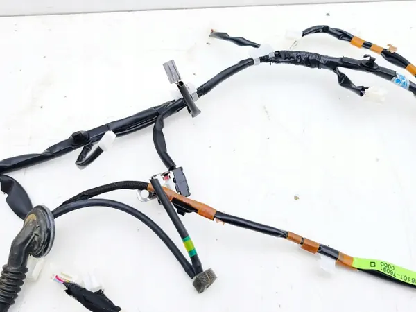 Lexus CT 200H Heckklappen-Kabelbaum OEM 8610176091 image 4