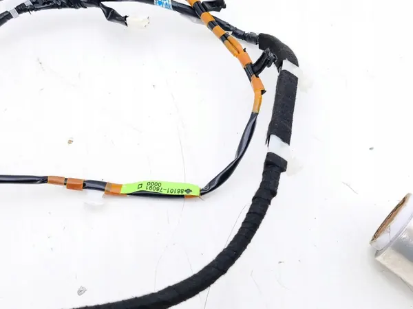 Lexus CT 200H Heckklappen-Kabelbaum OEM 8610176091 image 6