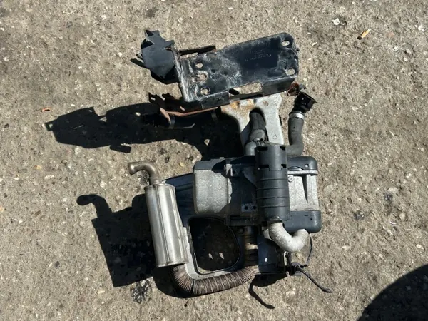 BMW E90 2.0 D Webasto 9195108 Occasion OEM image 4