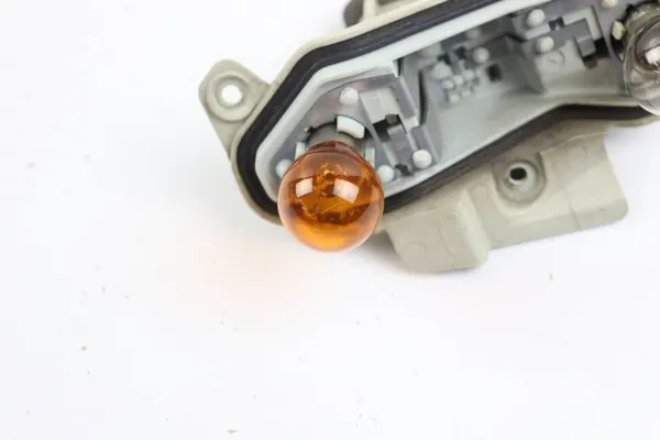 Insert phare gauche arrière OEM 443041 pour Opel Vectra C image 3