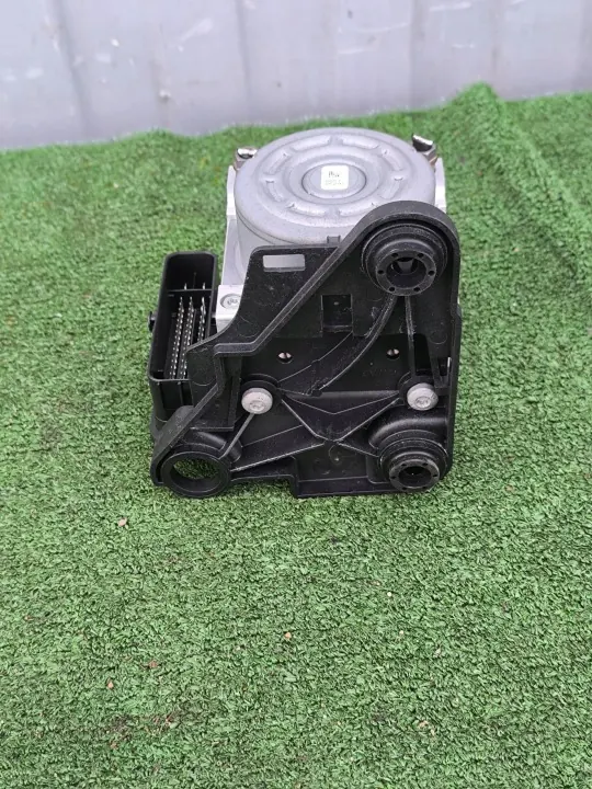 Pompe ABS Audi Q3 OEM 5Q0614517DN - Occasion image 3
