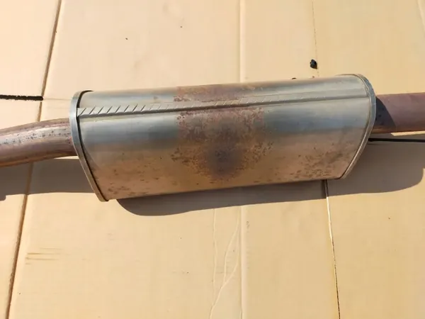 OEM 5QN253211C Silenciador Central de Escape image 3