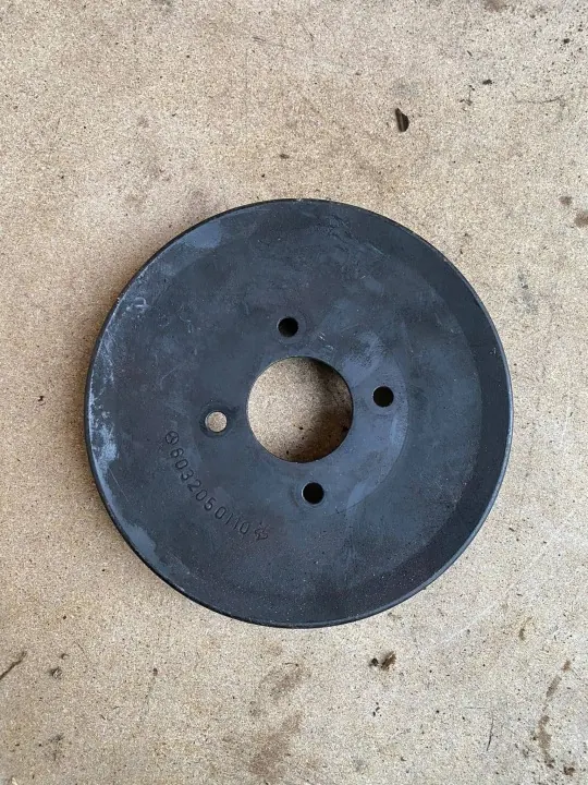 Wasserpumpen-Riemenscheibe OEM 6032050110 Mercedes Sprinter image 2