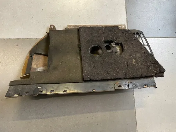 OsPoKo107-u Knieschutz für Mercedes 107 - Granit image 3