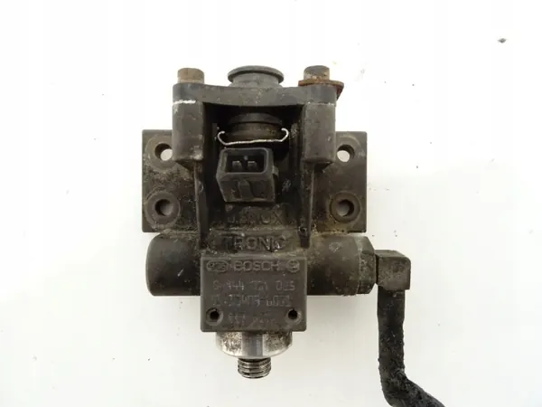 Soupape AdBlue OEM 0444011025 pour MAN TGX image 2