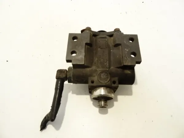 Soupape AdBlue OEM 0444011025 pour MAN TGX image 5
