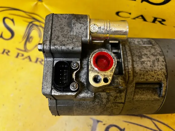 Compressore aria condizionata BMW 3 F30 F31 2.0 Hybrid image 5