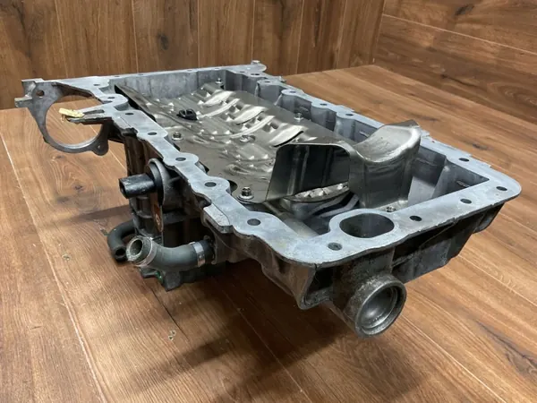 Öljypannu OEM CK5Q6676BB Range Rover L405:lle image 8