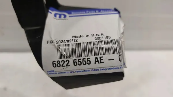 Dodge OE 68226565AE suporte de para-choque image 3