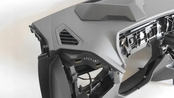 F70 F74 EU DESKA Konsoli Musta OEM Käytetty image 8