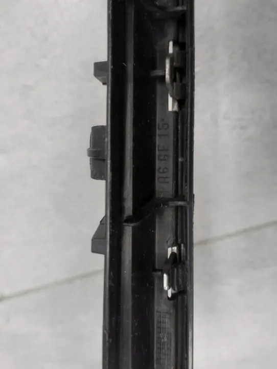 Mercedes E-Class Coupe W207 Grill Trim A2078800082 image 6