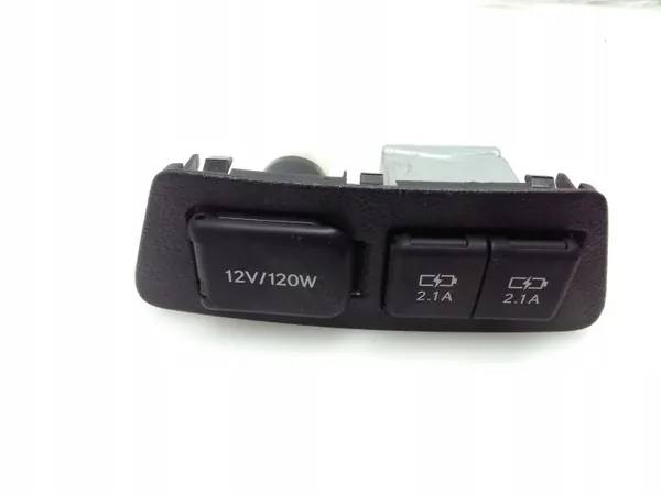OEM 5892433070 Etu-USB-portti Lexus CT 200H:lle image 2