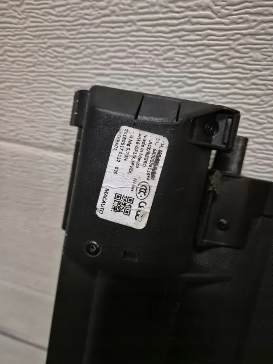 Audi Q5 80A bagageutrymmesrulle OEM - Svart image 3