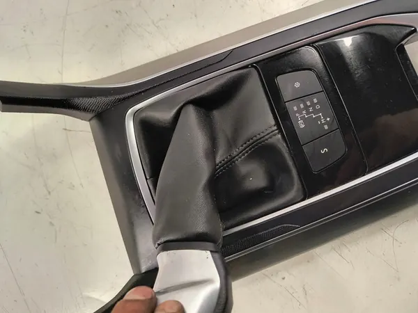 308 T9 Gear Shift Boot Chrome Frame image 9