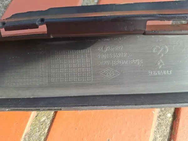 Spoiler Paraurti Anteriore Renault Megane III 2012-2013 OEM 960153691R image 7