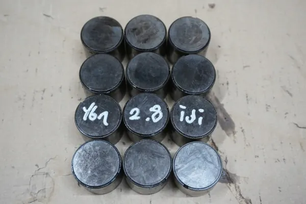 Nissan Patrol Klepstoters OEM Y61 2.8 TDi Set image 3