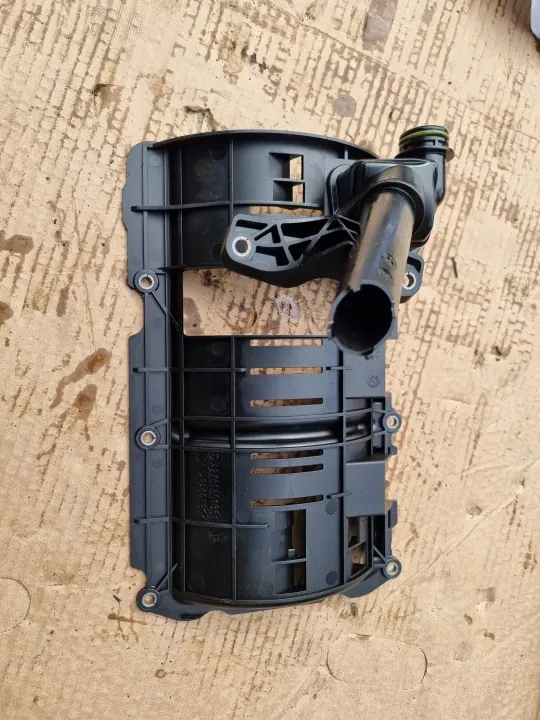 Mercedes oljepannpackning OEM A2761801351 - Begagnad image 2