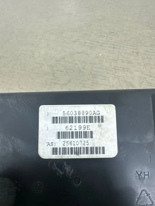 Module angle mort Jeep OE 56038890AG - Occasion image 5