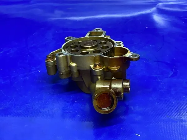 Olje pump Mercedes W204 W203 1.8 CGI A271181030 image 5