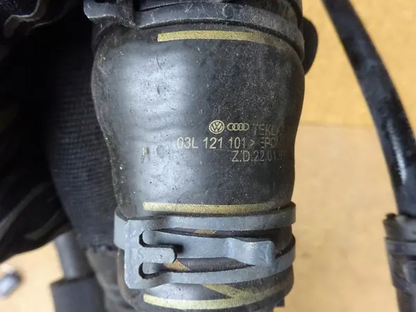 AUDI A4 A5 A6 2.0 TDI Vesiputket OEM 8K0121101P image 7