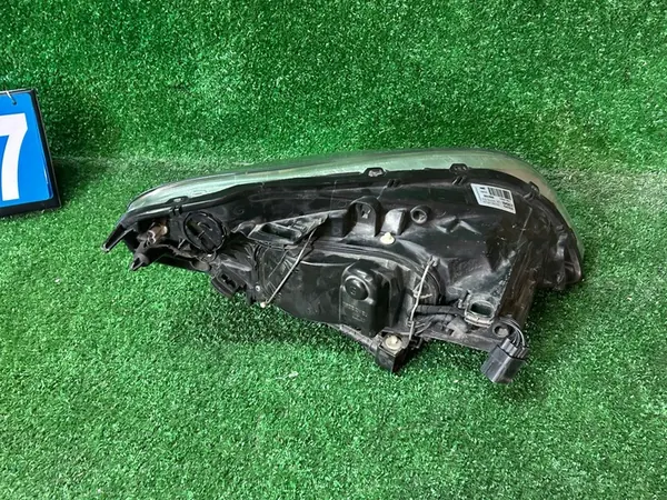Oikea Heijastin Volvo XC60 08-11 OEM 31395466 image 3