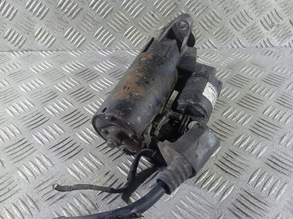 Motor de arranque Volkswagen Passat B6 02E911023LX image 2