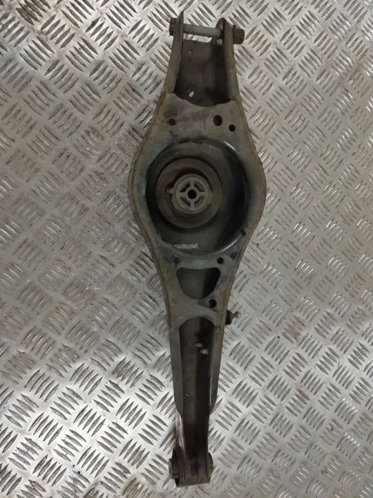 OEM 43MB09GFAB Taka jousenpidike vasen Audi Q3 image 3