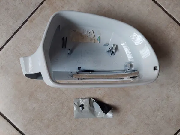 OEM 8U0857528-1 Rechte Spiegelabdeckung Audi Q3 8U image 6