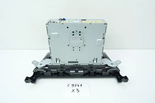 Hyundai Ioniq Radio Navigaatio OEM 96560-G2730 image 7