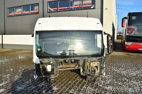 MAN OE ohjaamon runko ovineen TGX E5/E6 image 9