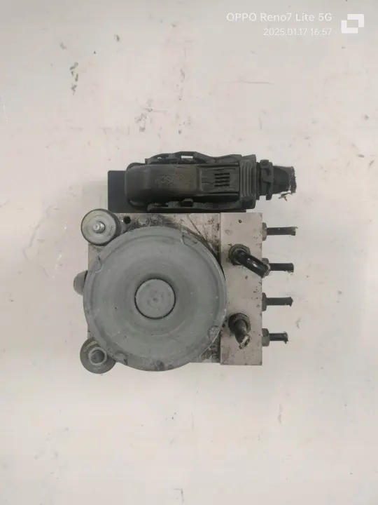 ABS-pomp OEM 13350598 voor Opel Corsa D image 2