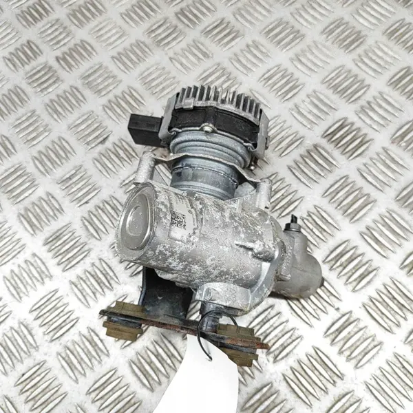 Remcilinder OEM 0132018016 voor VW Golf VII image 2