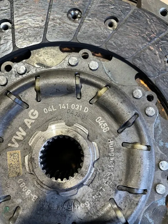 Embreagem completa VW AUDI SKODA 2.0 TDI 04L141015G image 6