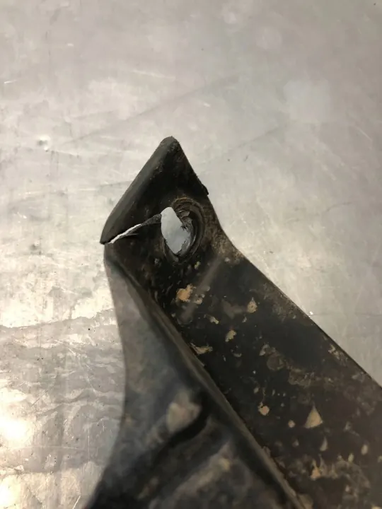 Rechter onderbodenschild OEM 8K0825208H voor Audi A5 8T image 6