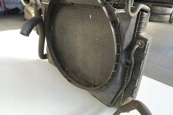 Mercedes-Benz Vattensradiator för W140 2.8 3.2 OE image 4